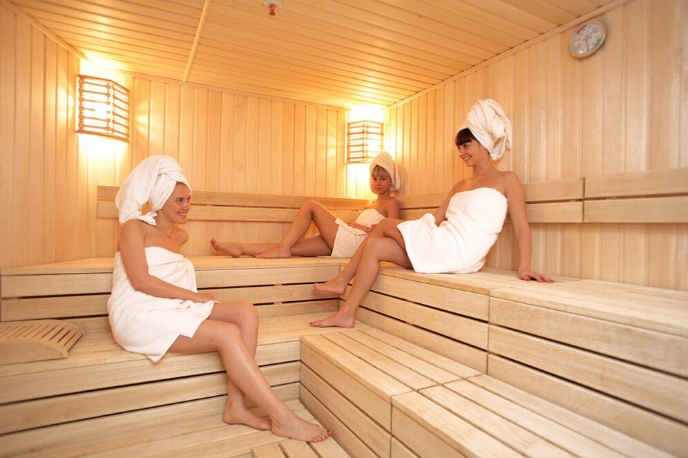 A sauna is a public place where you can get infected with onychomycosis